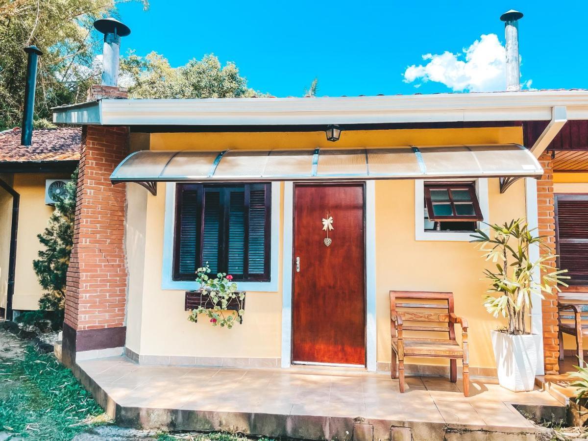 Pousada Flor De Ipe Sao Bento do Sapucai Ngoại thất bức ảnh